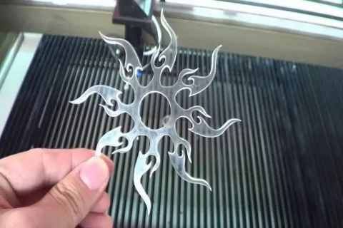 sample148 fiber laser cutting machine