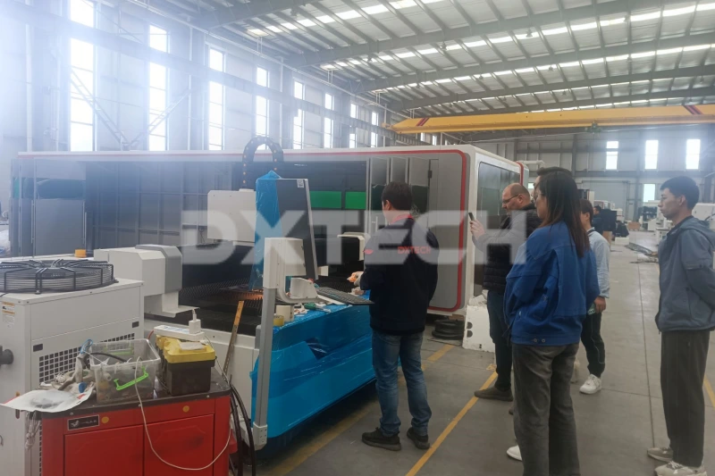 Brazilian customers purchase cutting machines and bending machines3
