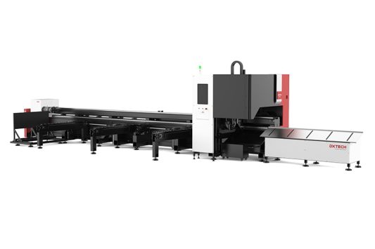 La cortadora láser económica de tubos TMP6240S está equipada con un sistema automático de carga y descarga